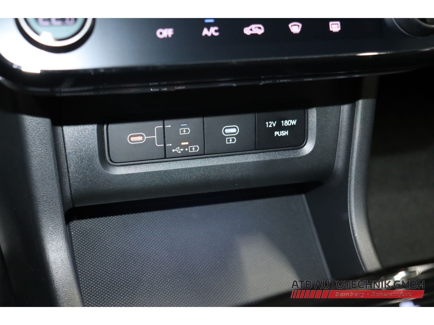 Fahrzeugabbildung Hyundai Tucson Hybrid N-Line PHEV 1.6 T-GDI 288PS 2WD 6-