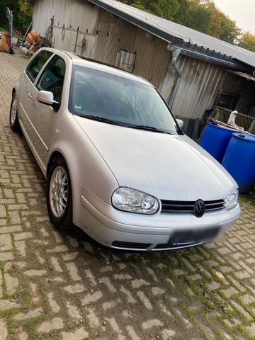 Volkswagen VW Golf IV GTI VR5 2,3L 150ps