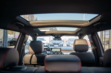 Fahrzeugabbildung Mercedes-Benz GLB 250 4Matic AMG Line PANO|AHK|LED|KEYLESS|KAM