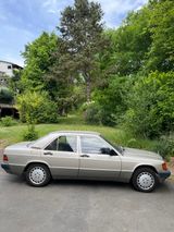 Mercedes-Benz 190 E - Mercedes-Benz 190 in Wiesbaden