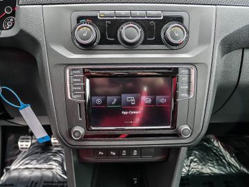 Fahrzeugabbildung Volkswagen Caddy 2.0 TDI 4MOTION Alltrack Bi-XENON PLA Allt