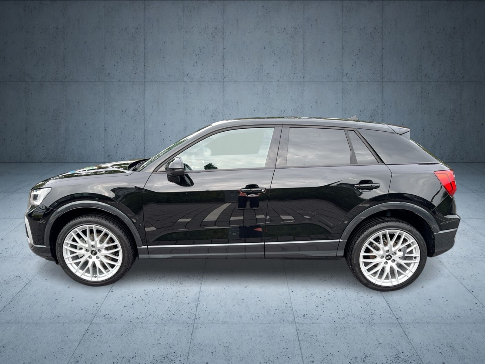 Audi Q2 Advanced 30 TFSI Matrix/MMI/ASI/PBox/sound/19 imagem 2