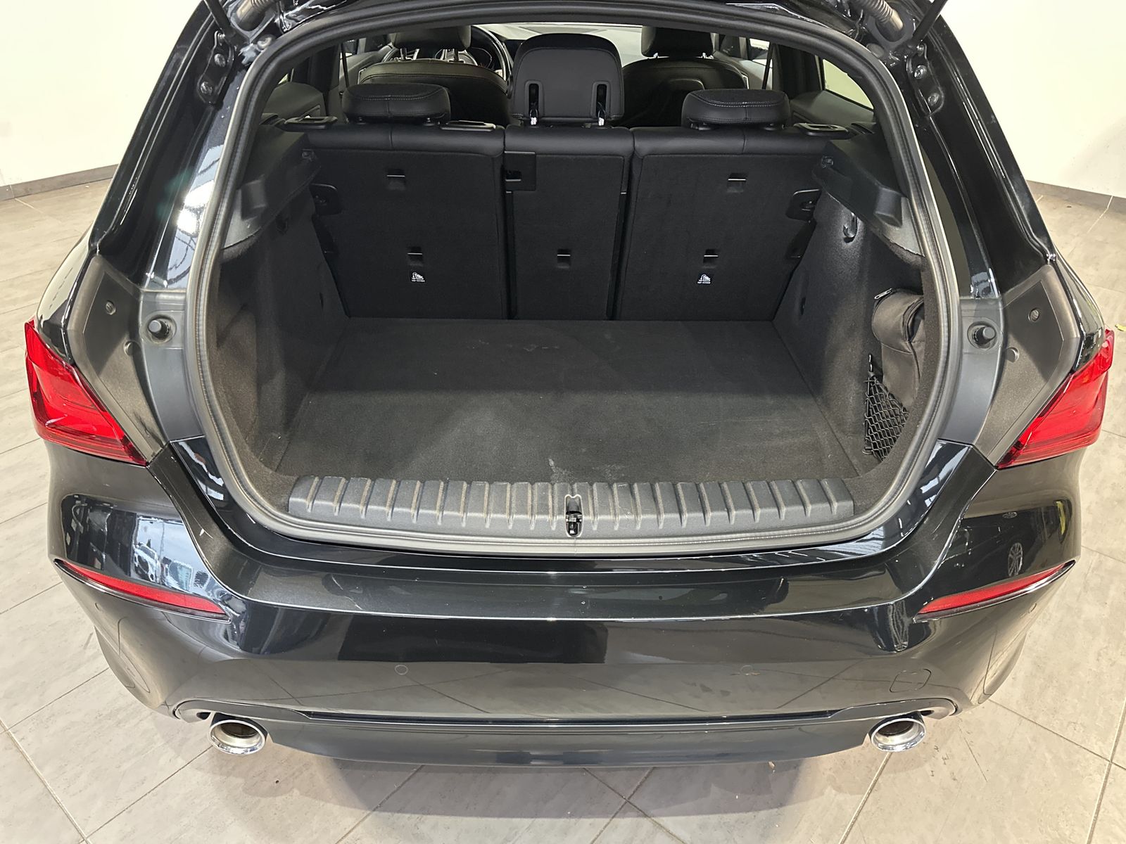 Fahrzeugabbildung BMW 120d Sport-Line NAV+LED+H&K+PARKASSIST+KAM+17ZO