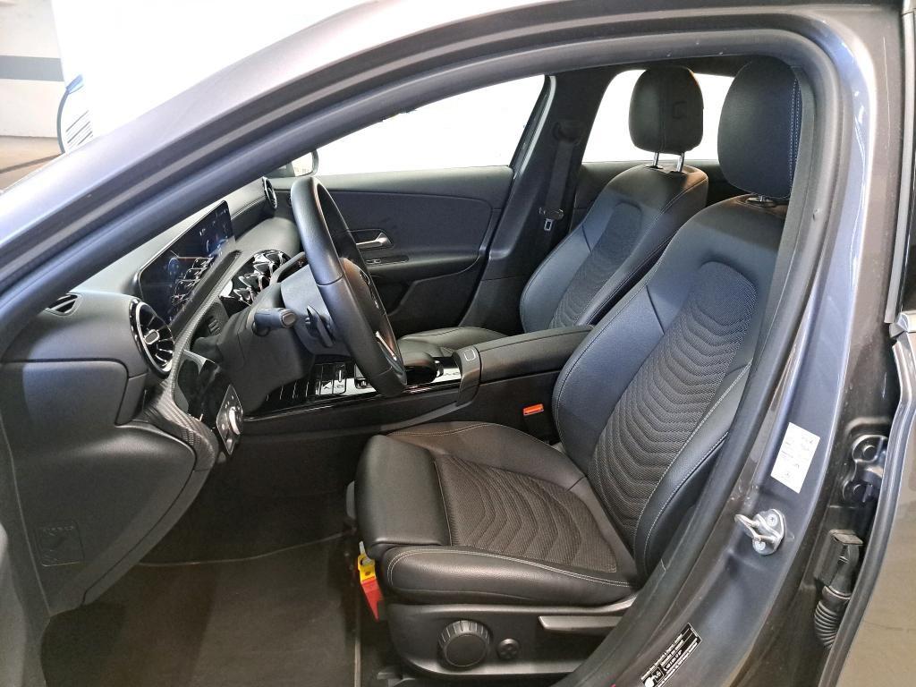 Mercedes-Benz A-Class d Advanced Aut LED SHZ Navi Kamera T-Leder, миниатюра 4