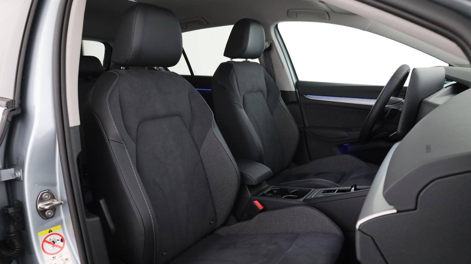 Volkswagen Golf Rabbit mHEV TSI DSG, миниатюра 19
