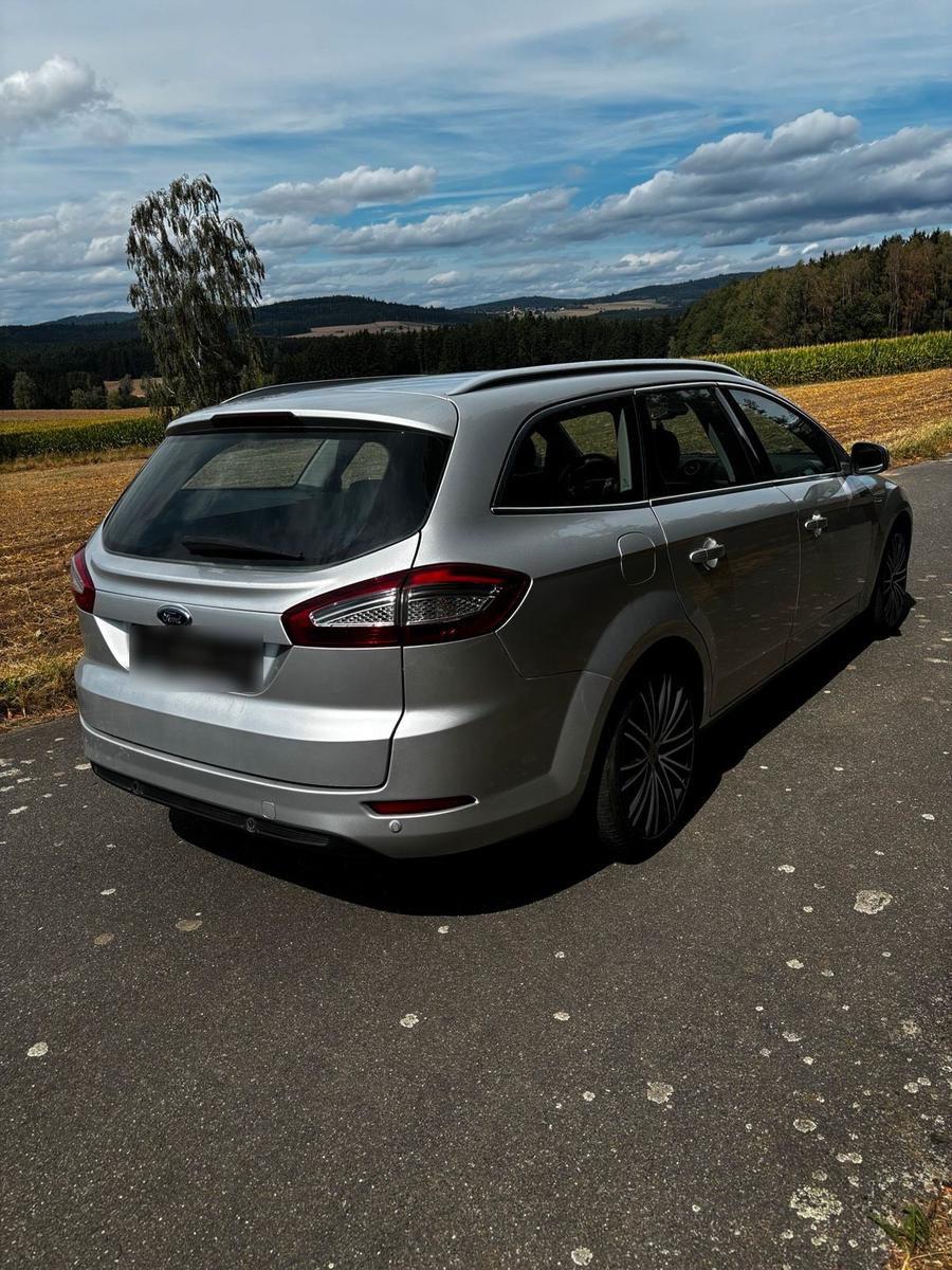 Ford Mondeo 2013 — engine 163 HP (120kW)