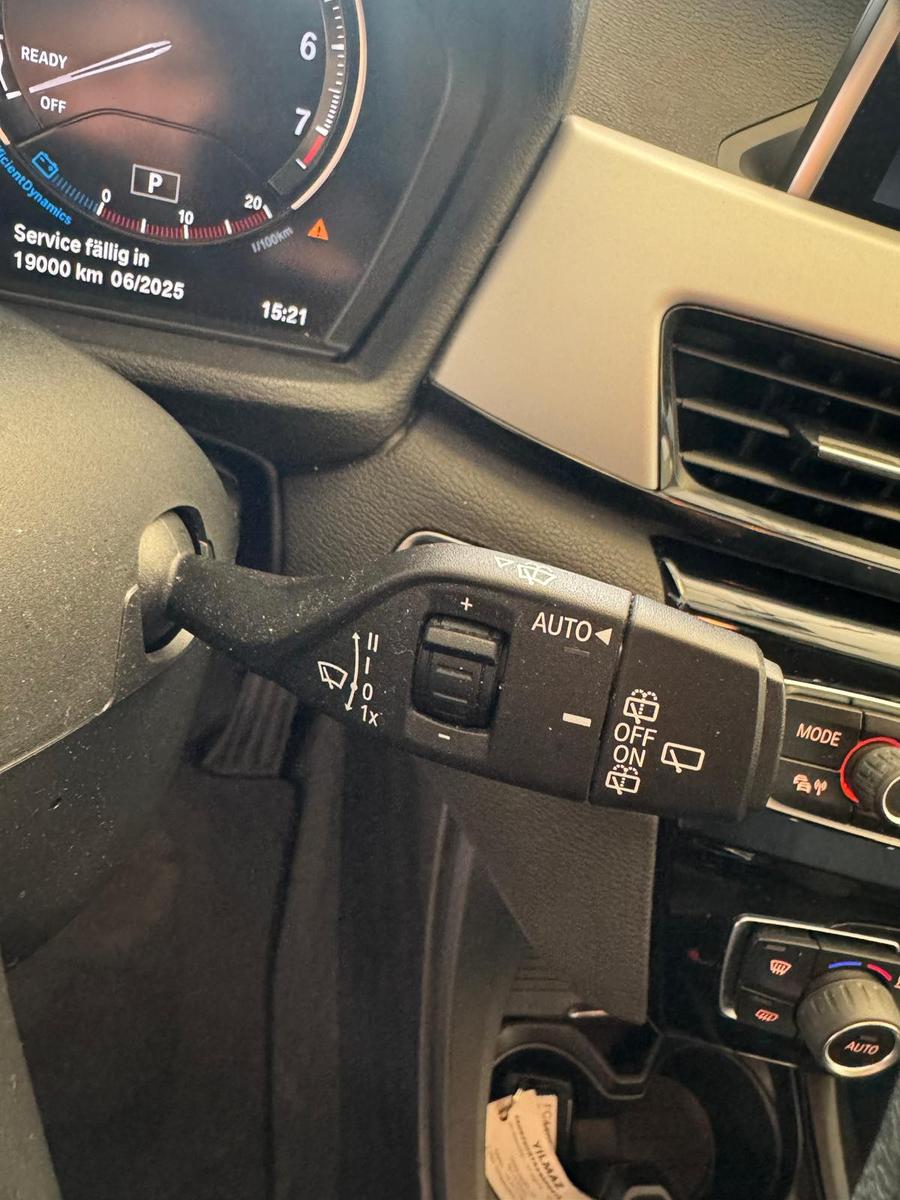 BMW X1 Baureihe 18i / NAVI/ SCHECKHEFT / LED /, миниатюра 11