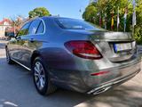 Mercedes-Benz E220d Exclusive Designo HUD Burmester Pano 360°  - Mercedes-Benz E 220 mit Panoramadach
