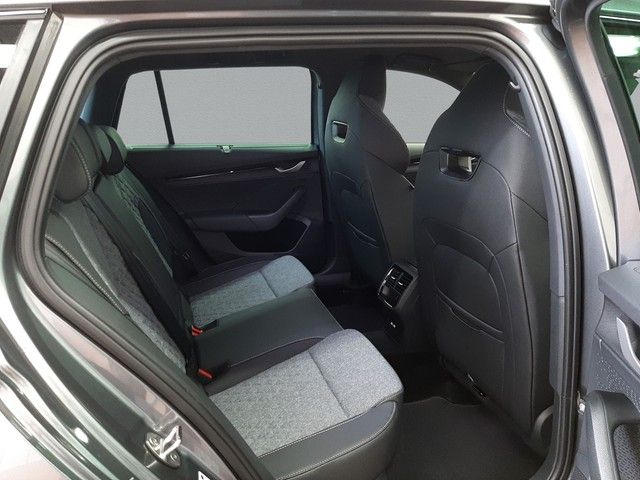 Fahrzeugabbildung Skoda Octavia Combi Sportline 2.0TDI DSG AHK LED 19"