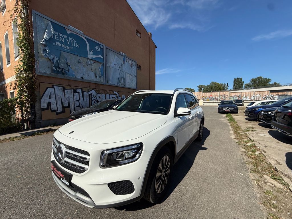 Image of Mercedes-Benz GLB 180
