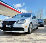 Volkswagen VW Golf R32 - Volkswagen: R32