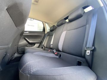Volkswagen Polo - 11