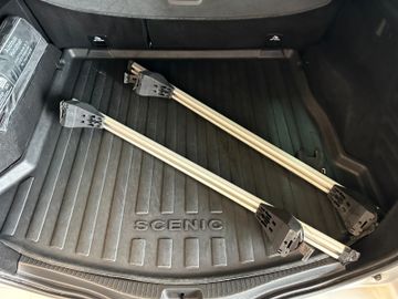 Renault Scenic IV *LED*TEMPO*NAVI*SitzHZ*AHK*