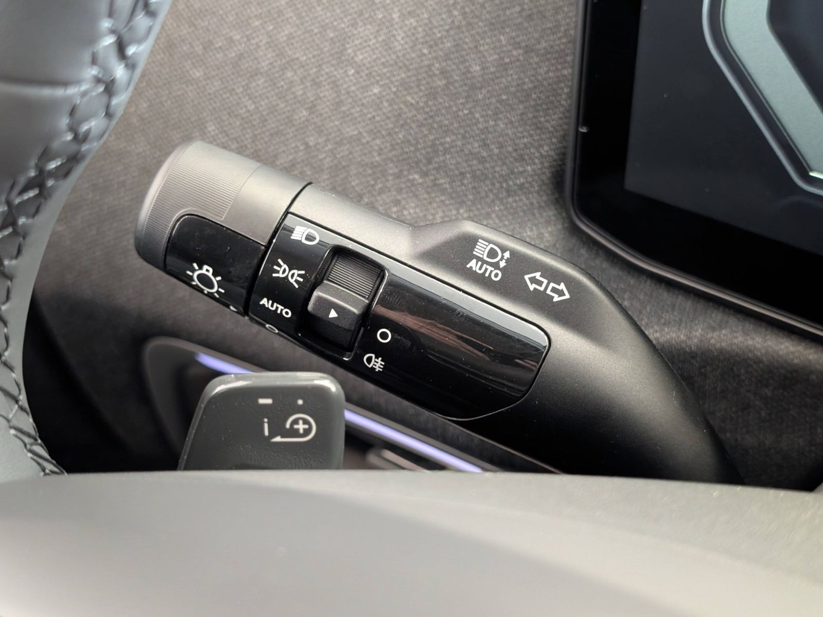 KIA EV2  42,2-kWh Earth 4-Sitzer Design Sitzpaket – Bild 32