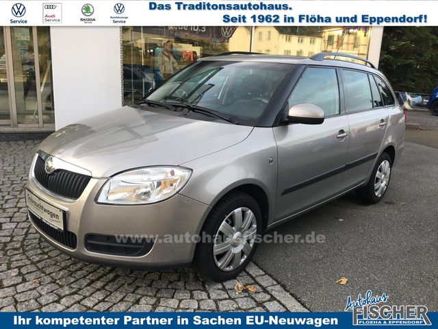 Skoda Fabia Combi 1.6 Ambiente AHK Klima PDC