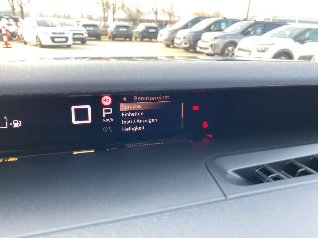 Fahrzeugabbildung Citroën C3 Aircross *Automatik* 145 MAX *Ganzjahresreife