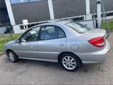 Kia Zu verkaufen: Kia Rio, Baujahr 2003 - gebrauchte Kia Rio aus dem Jahr 2003