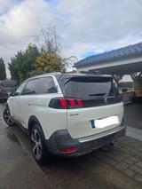Peugeot 5008  GT- Line PureTech 180 EAT8 - Peugeot 5008: 7 Sitzer