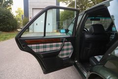 Fahrzeugabbildung Mercedes-Benz E 500 Limited *Oak Green / MB Classic / one-off*