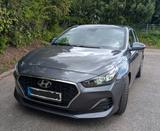 Hyundai i30 Fastback 140 PS Premium Automatik TÜV Neu