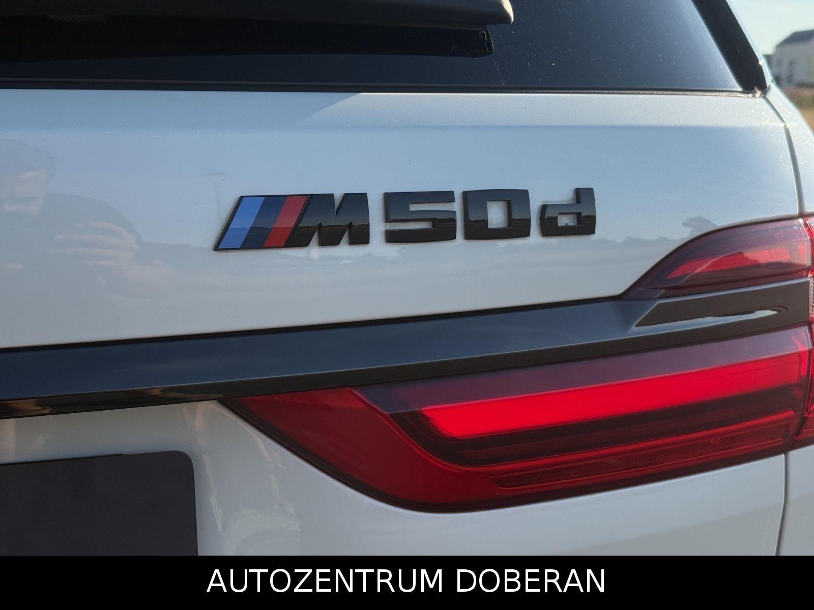 BMW X7 M50d SkyLounge Night B&W Laser Sthz Softclose