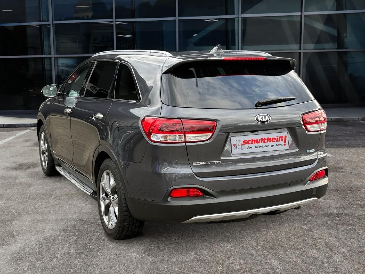 Fahrzeugabbildung Kia Sorento Platinum Edition 4WD