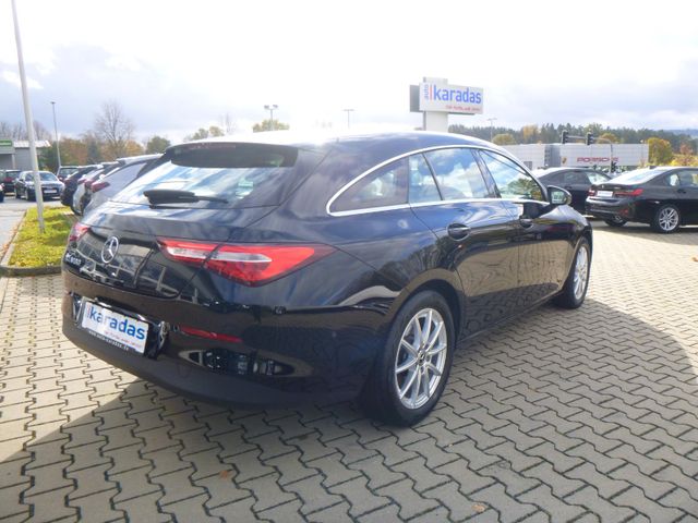 Fahrzeugabbildung Mercedes-Benz CLA 180 Shooting Brake >AUT/NAVI/Teilleder<