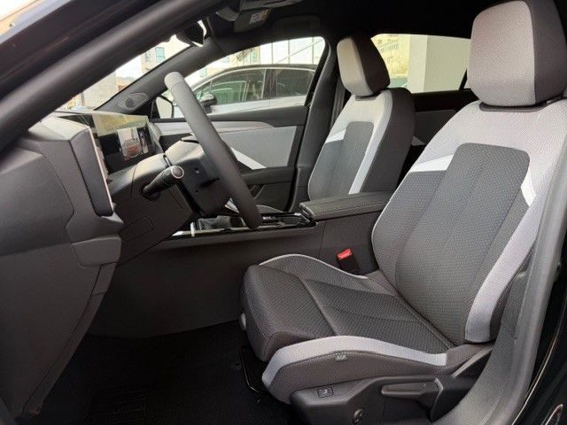 Fahrzeugabbildung Opel Astra L Edition 130PS Navi/Kamera/LED!