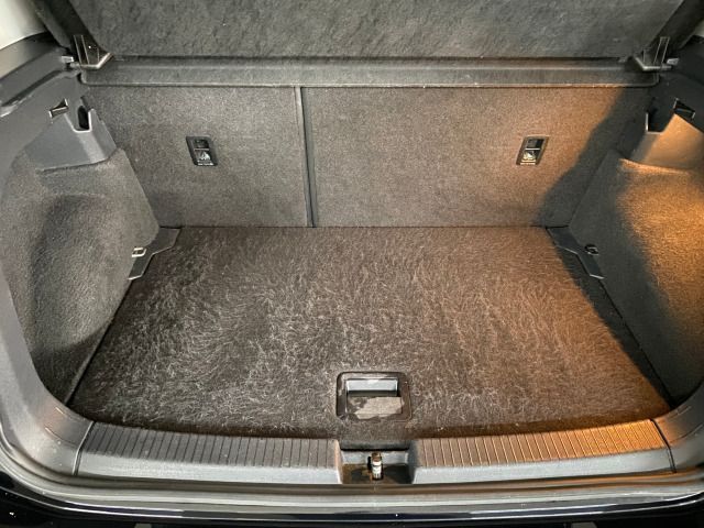 T-Cross Style 1.0 TSI AHK+NAVI+KAMERA+LED