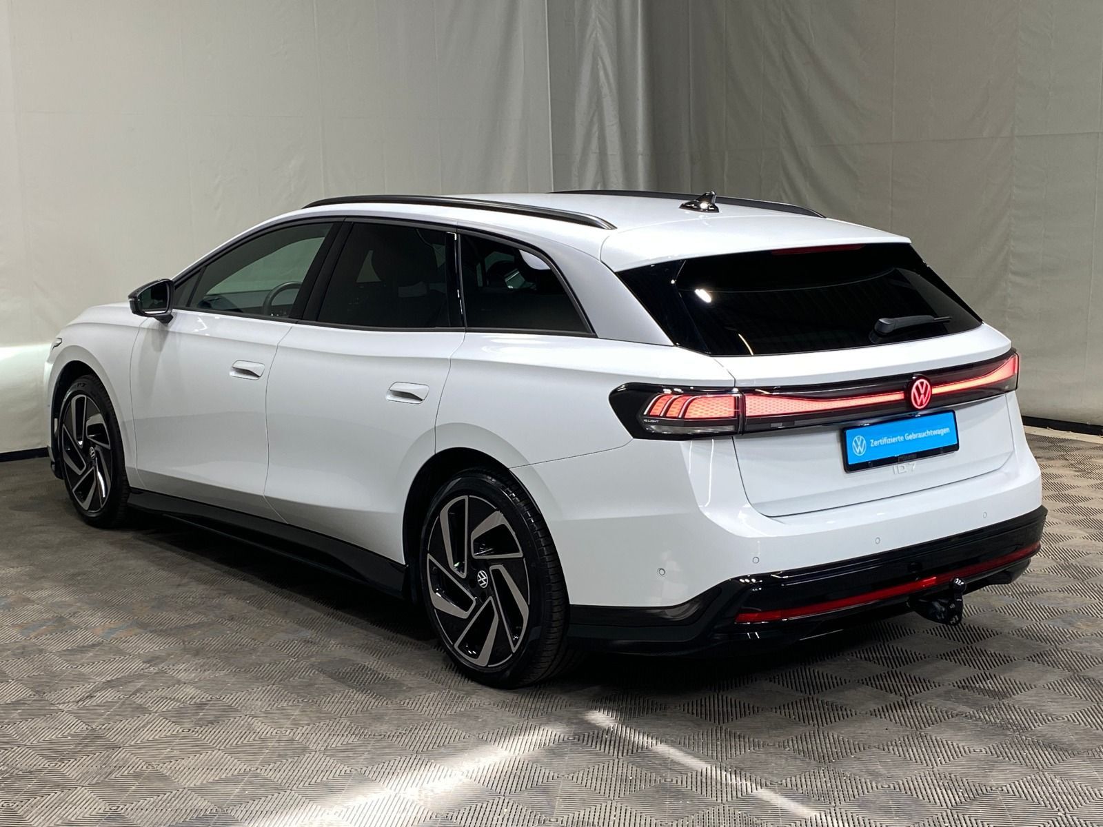 Volkswagen ID.7 Tourer Pro MATRIX NAVI AHK 360° HARMAN foto 5