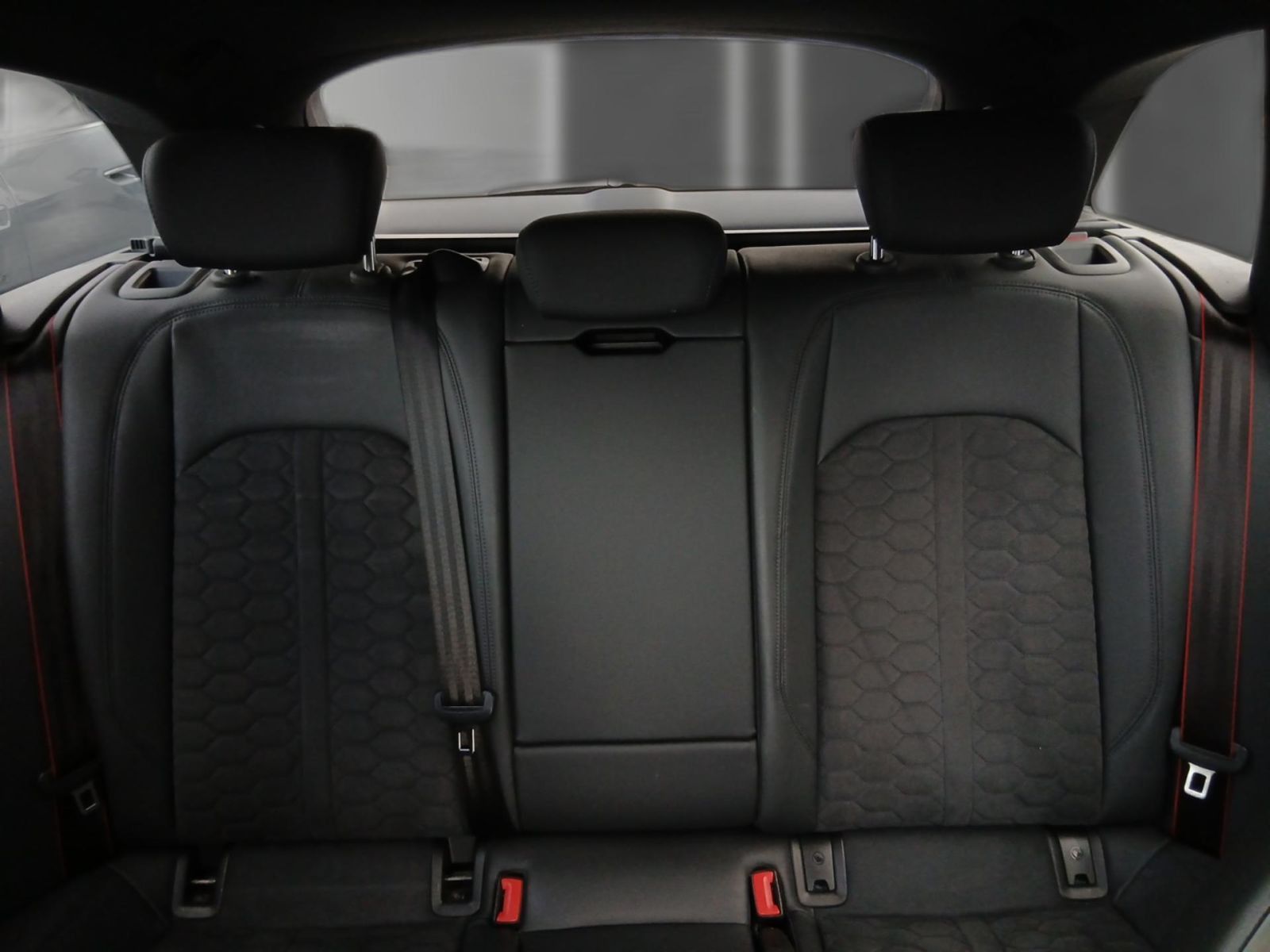Audi RS4 - Bild 25