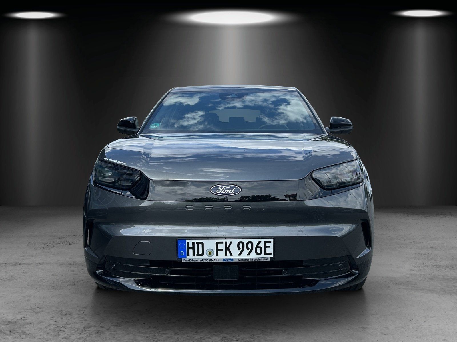 Fahrzeugabbildung Ford Capri Premium 79KW 340PS Glasdach AHK PDC