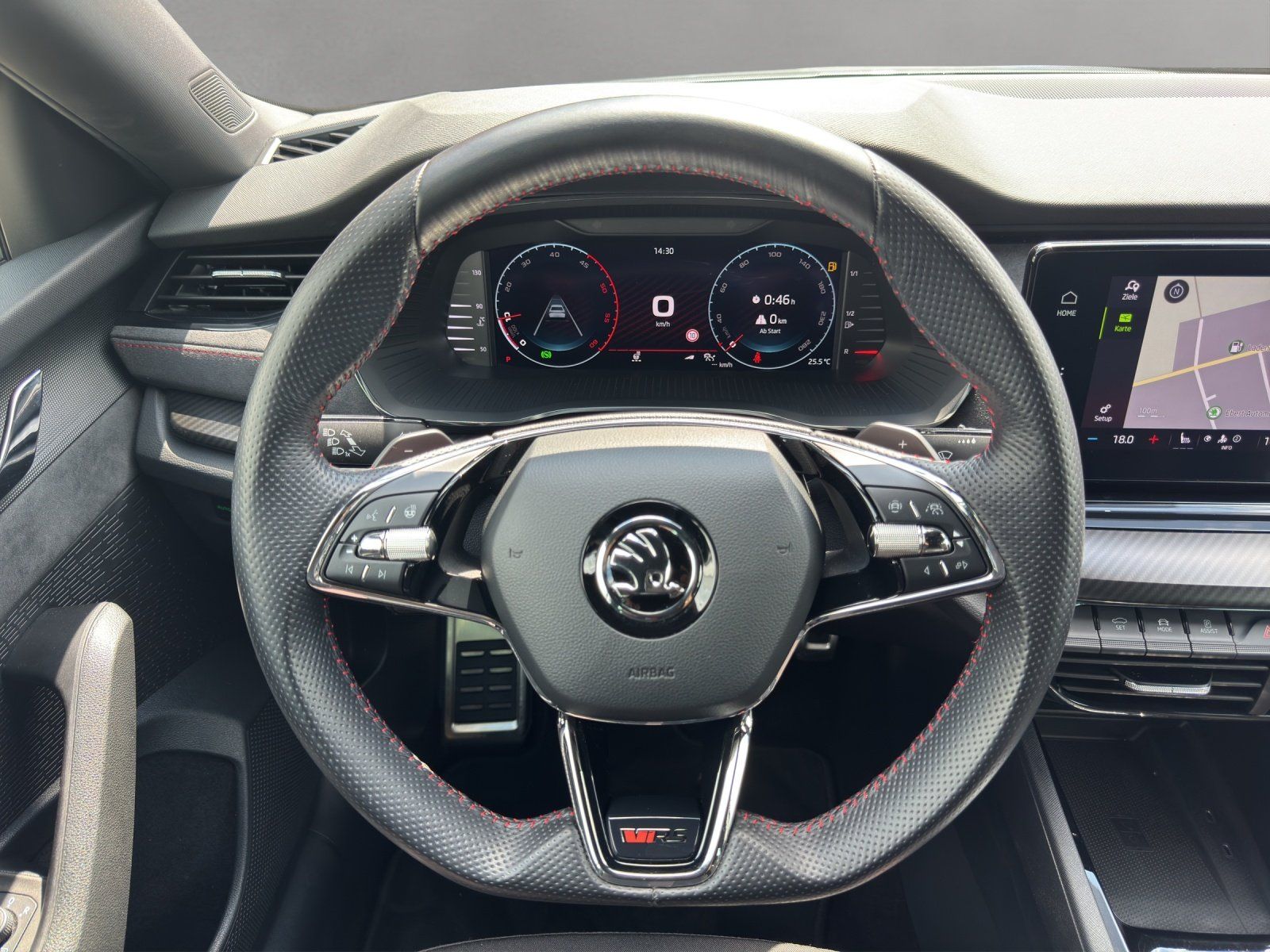Fahrzeugabbildung SKODA Octavia 2.0 TDI DSG RS 4x4/AHK/KAMERA/ACC/SHZ/