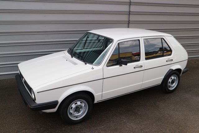 Volkswagen Golf 1 CL Diesel original 21900 KM!!! 1. Hand!