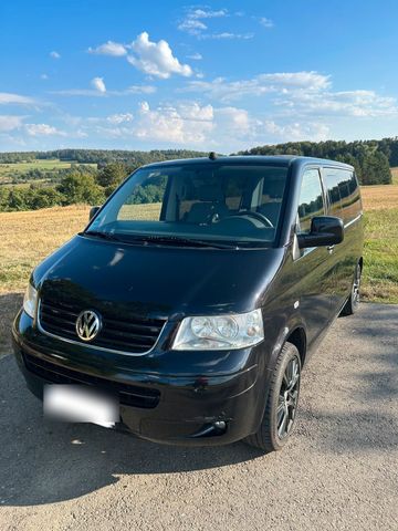 Volkswagen VW T5 2.5 TDI Caravelle