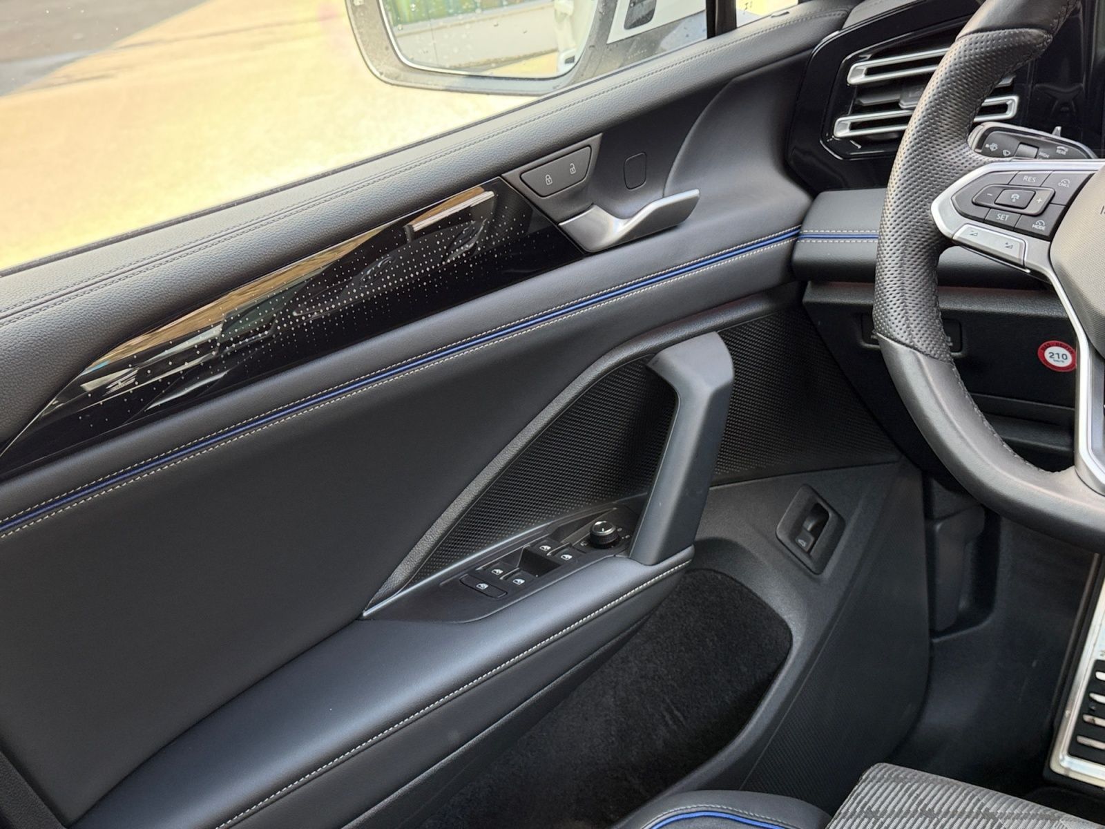 Volkswagen Tiguan - Bild 21