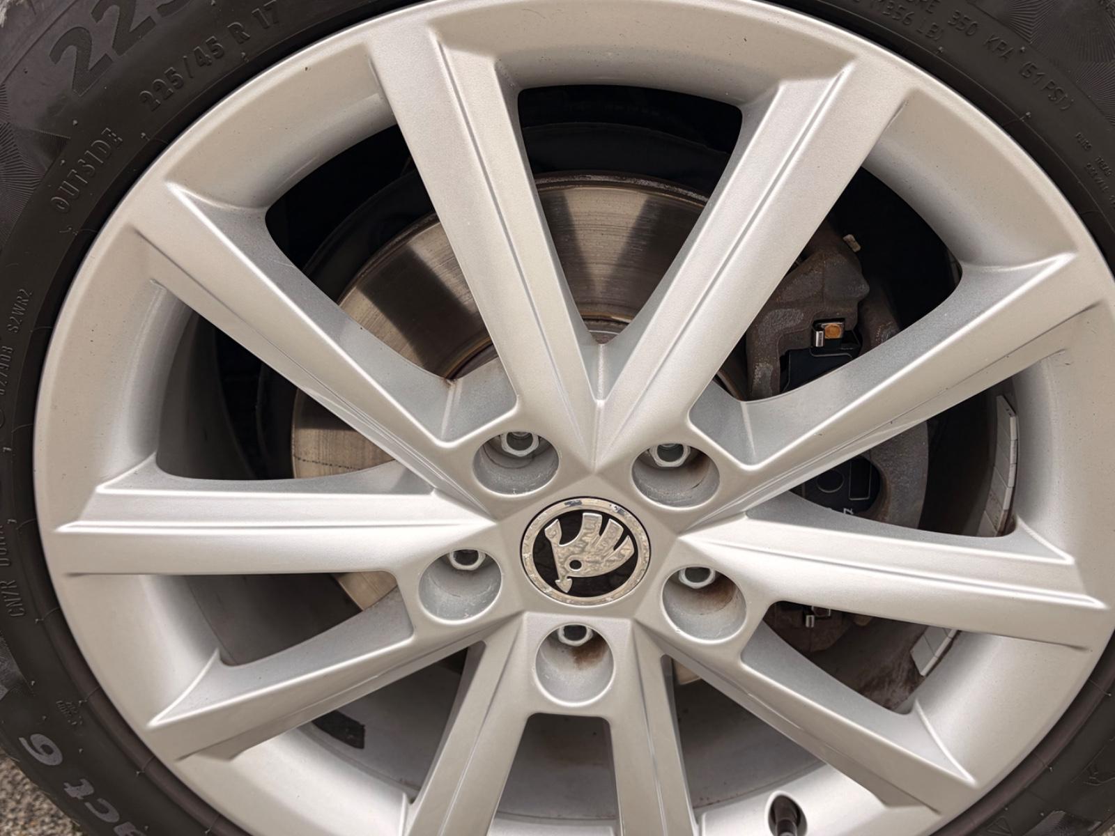 Skoda Octavia 2014 — photo 24