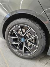 BMW i4 eDrive40 - M Sport - BMW i4: Privatanbieter