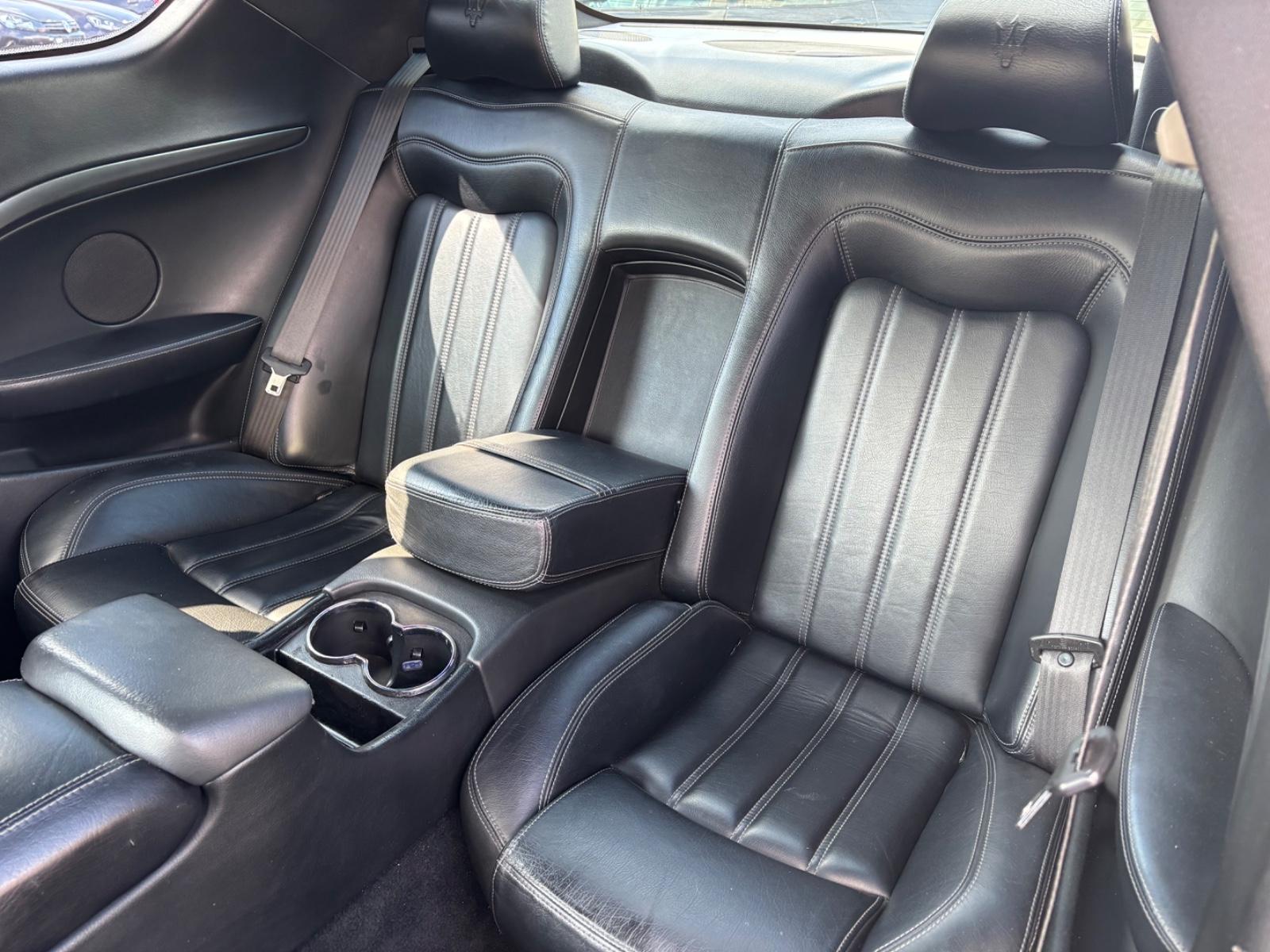 Maserati GranTurismo 4.2 V8 | 405 ch | BVA | Essence | 144 258 km | 21 999 € | 01/2008 | Cuir Poltrona Frau | Sièges chauffants | GPS | Xénon