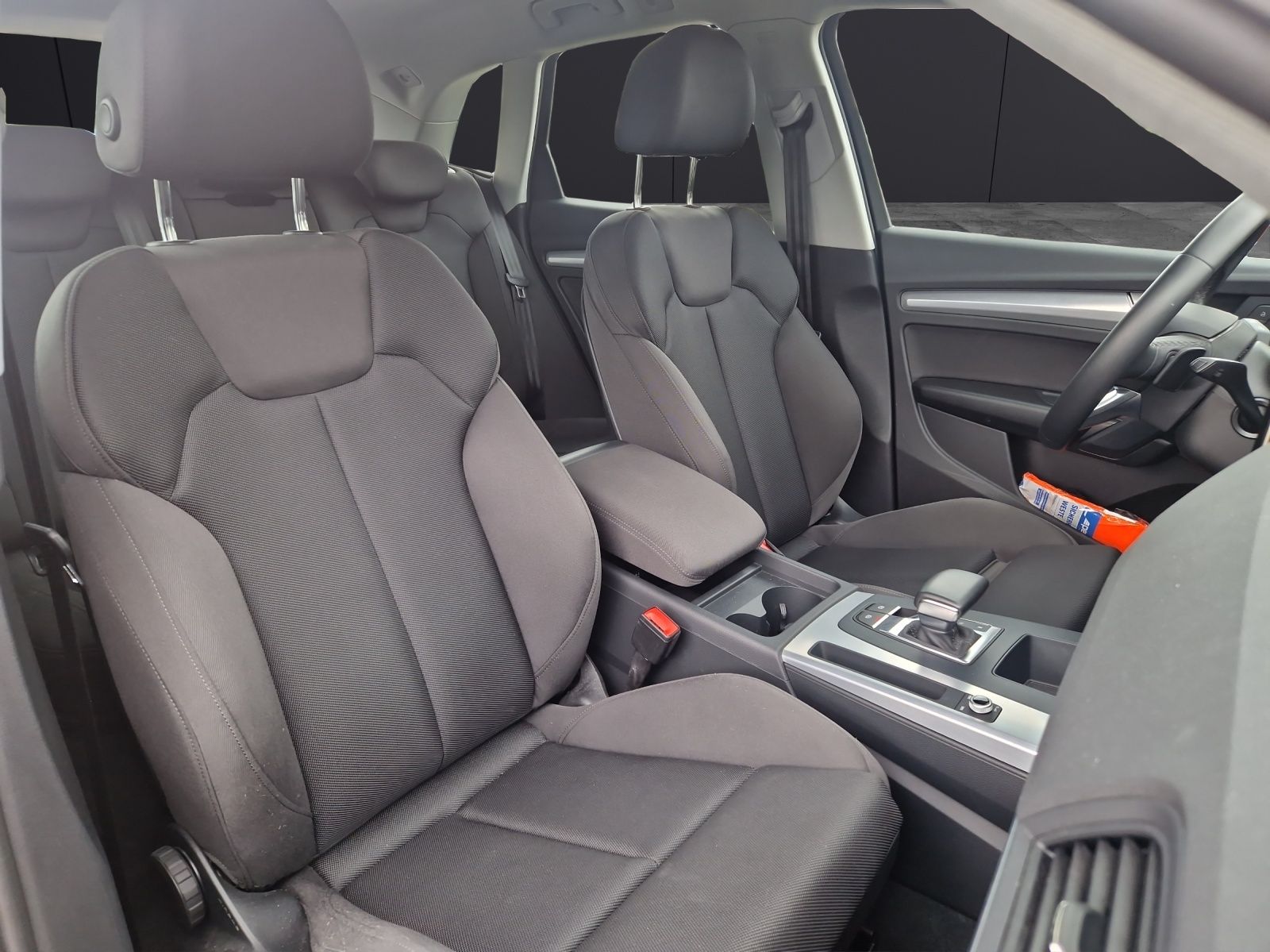 Fahrzeugabbildung Audi Q5 40 TDI quattro S line Navi RearView