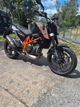 KTM Duke 690 - KTM 690 DUKE