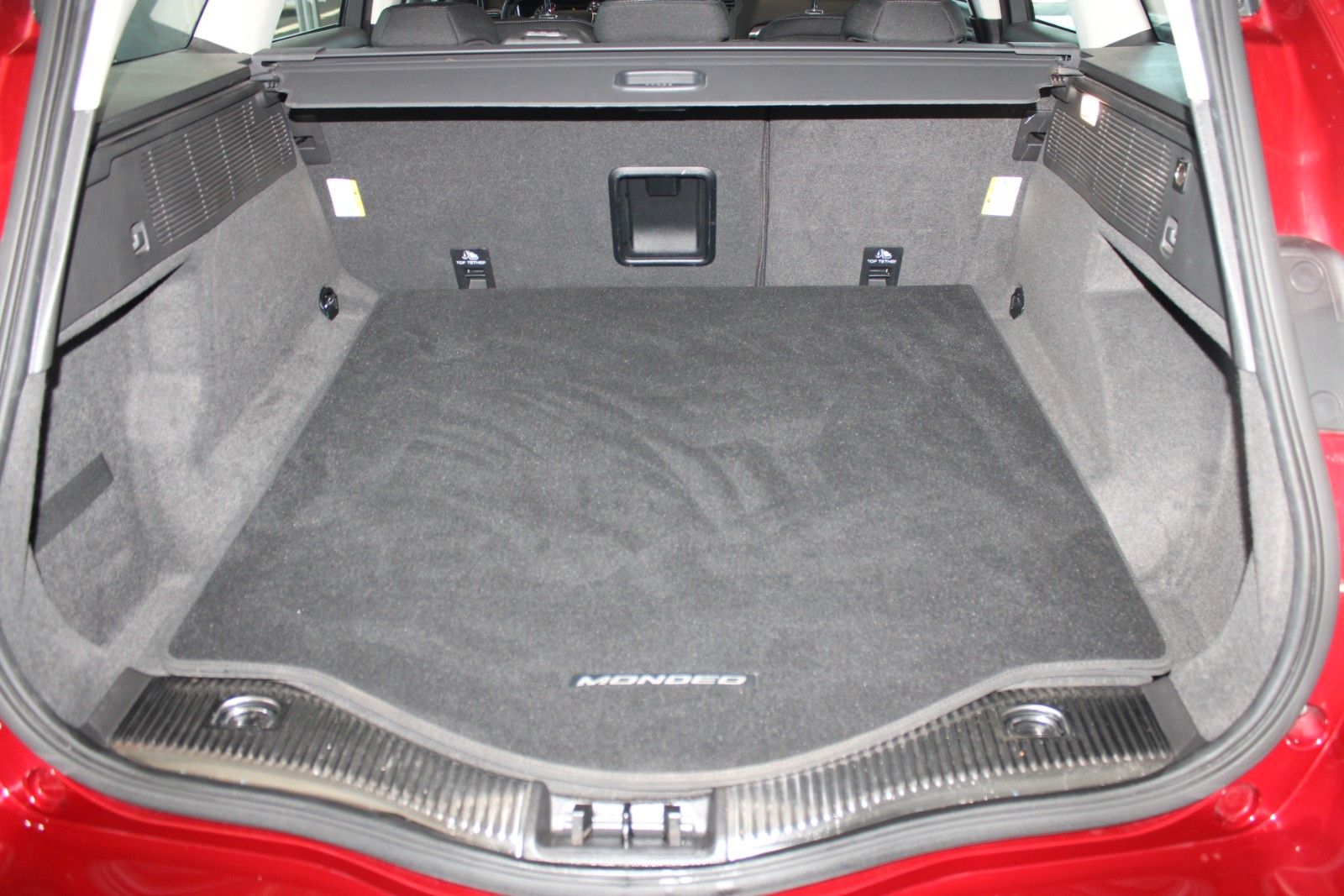 Fahrzeugabbildung Ford Mondeo 1,5 EB Titanium Turnier Winter Paket uvm.