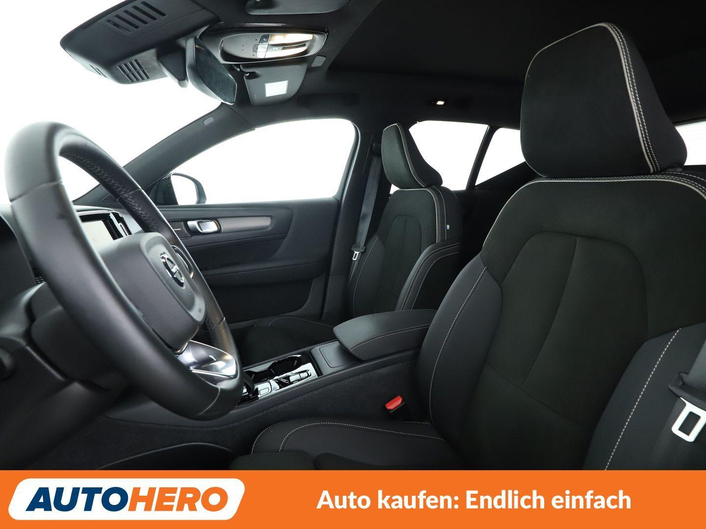 Volvo XC40 2.0 B4 Ultimate Dark 2WD Aut.*LED*ACC*CAM*
