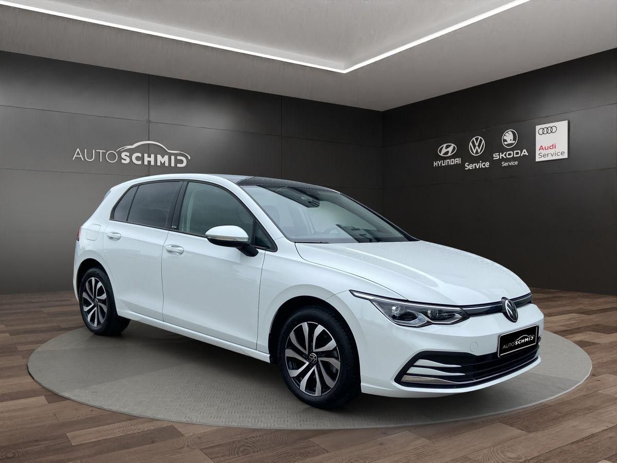 Golf VIII 1.5 TSI 6-Gang Matrix-LED StHz Panoram