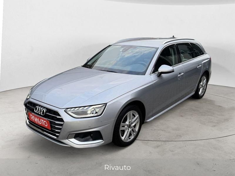 Audi A4 Avant 40 2.0 tfsi mhev Business Advanced