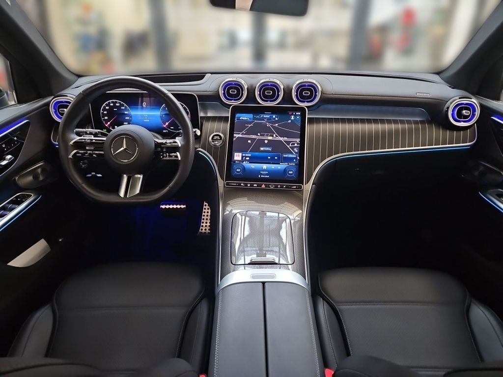 Fahrzeugabbildung Mercedes-Benz GLC 300 d 4M AMG AHK Airmatic Pano Massage SDHZ
