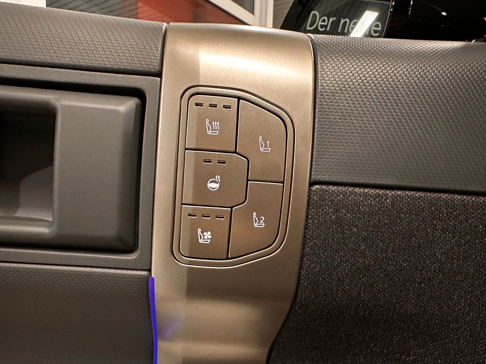 Fahrzeugabbildung Kia EV3  81.4 GT-LINE DWP COM