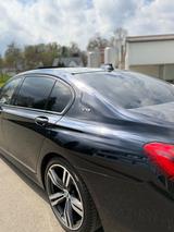 BMW M760Li V12 609PS |Vollausst|Laser|Massage - BMW M760 Gebrauchtwagen