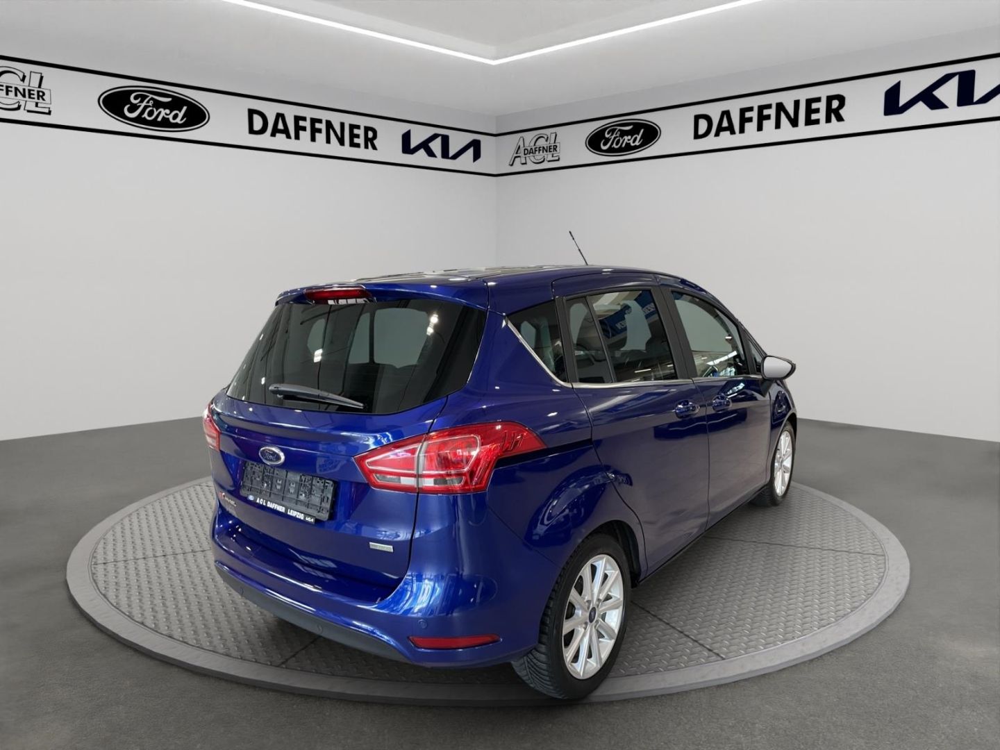 Fahrzeugabbildung Ford B-Max Titanium Bluetooth Sony CD Klima Allwetter