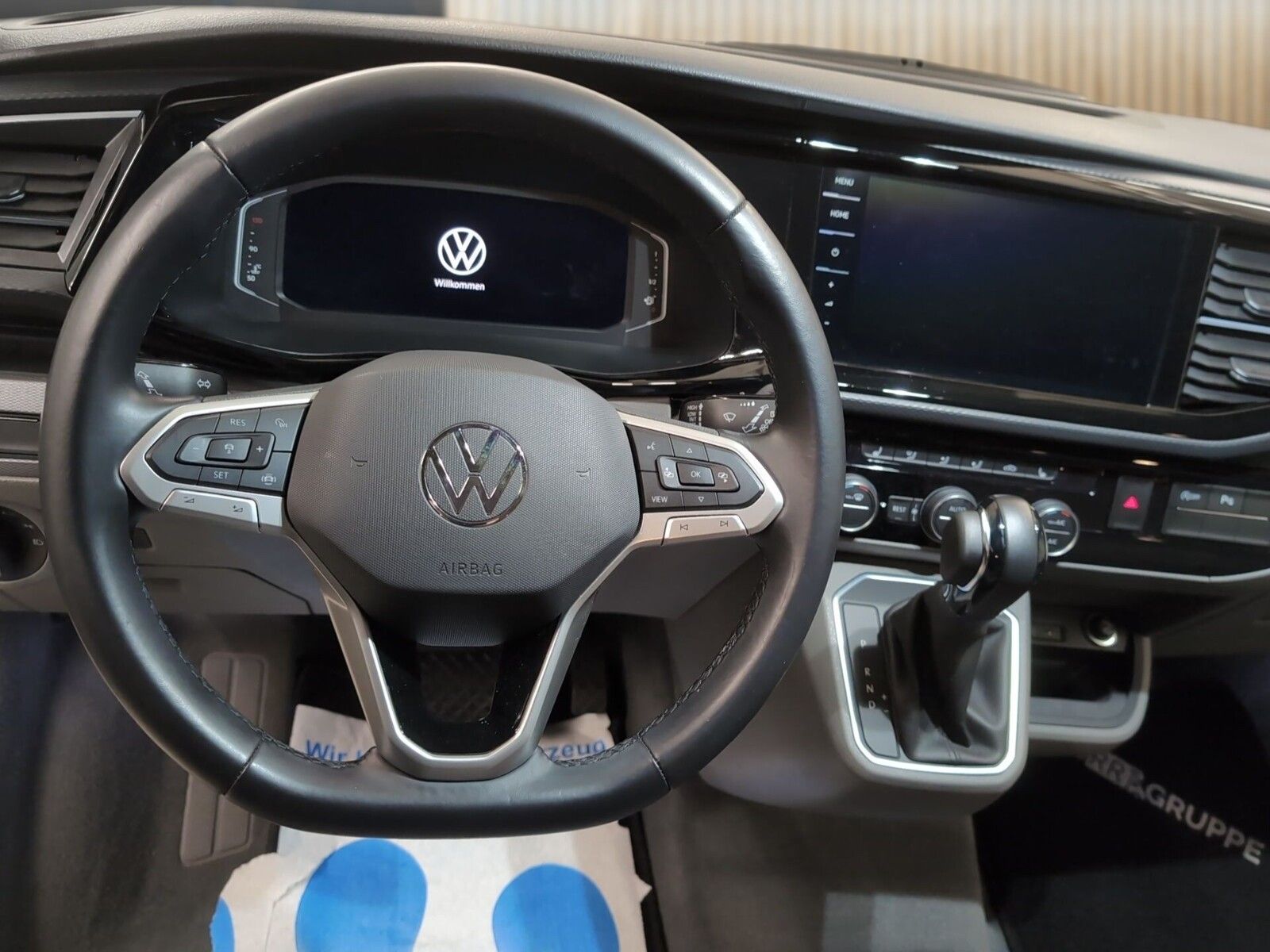 Fahrzeugabbildung Volkswagen California T6.1 California 6.1 Ocean 2,0l  AHK